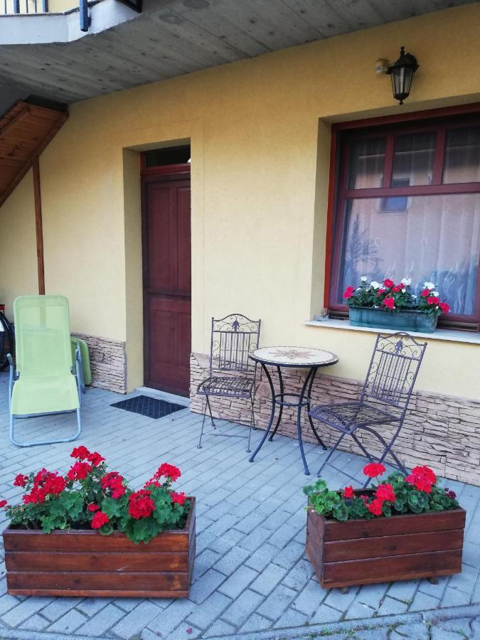 Voelgy Apartman Eger Exterior foto