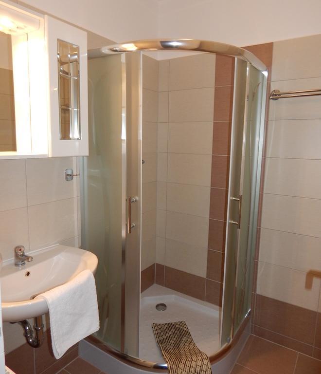 Voelgy Apartman Eger Exterior foto